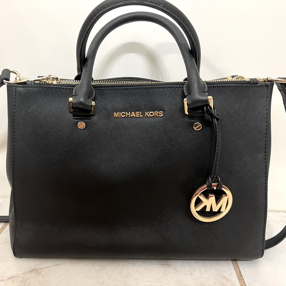 Vintage Black Medium Michael Kors Bag